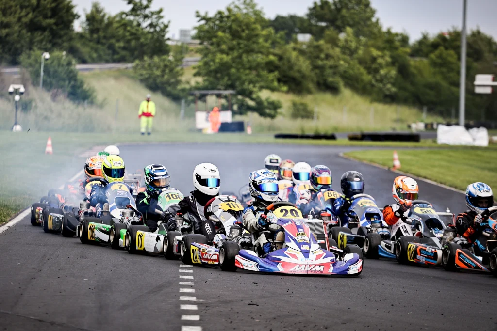 Kart auf der Rennstrecke